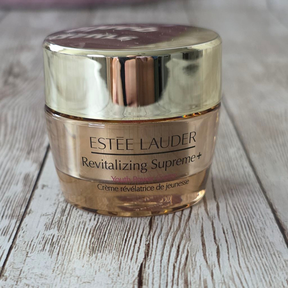 Estee Lauder Revitalizing Supreme+ Youth Power Creme 5 oz/15 ml - Picture 1 of 2